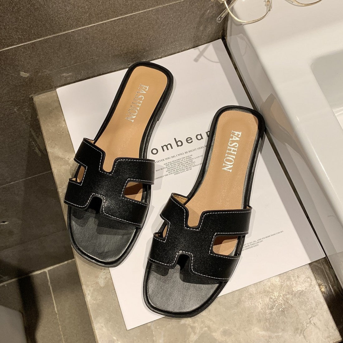 Designer Flat Bottomed HERMEZ PATTEREN Slippers S-98