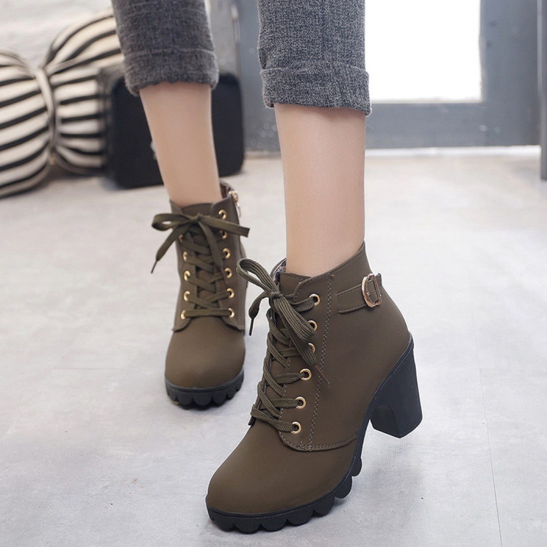 Thick High Heels Ladies Casual Boots S-88