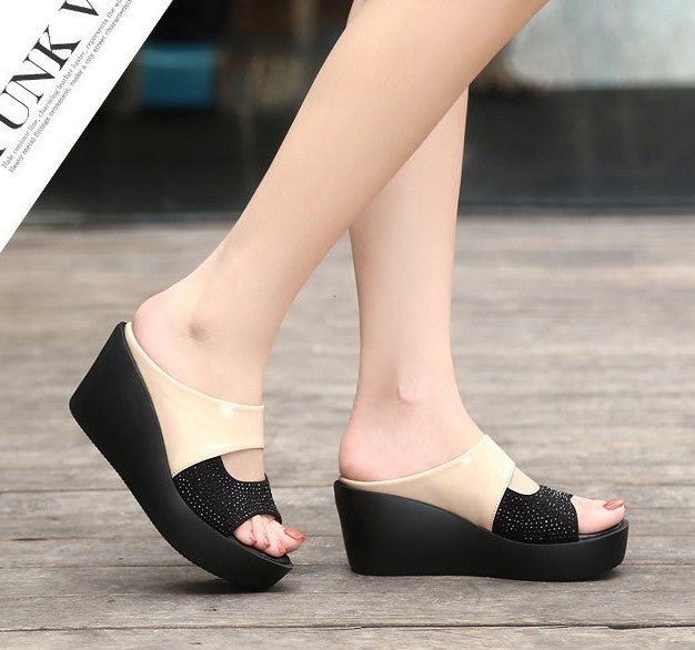 Bold Black Patent Leather Wedge Sandals with Rhinestone Detail S-29
