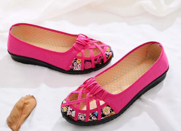 Vibrant Casual Shoes with Embroidered Insole S-60