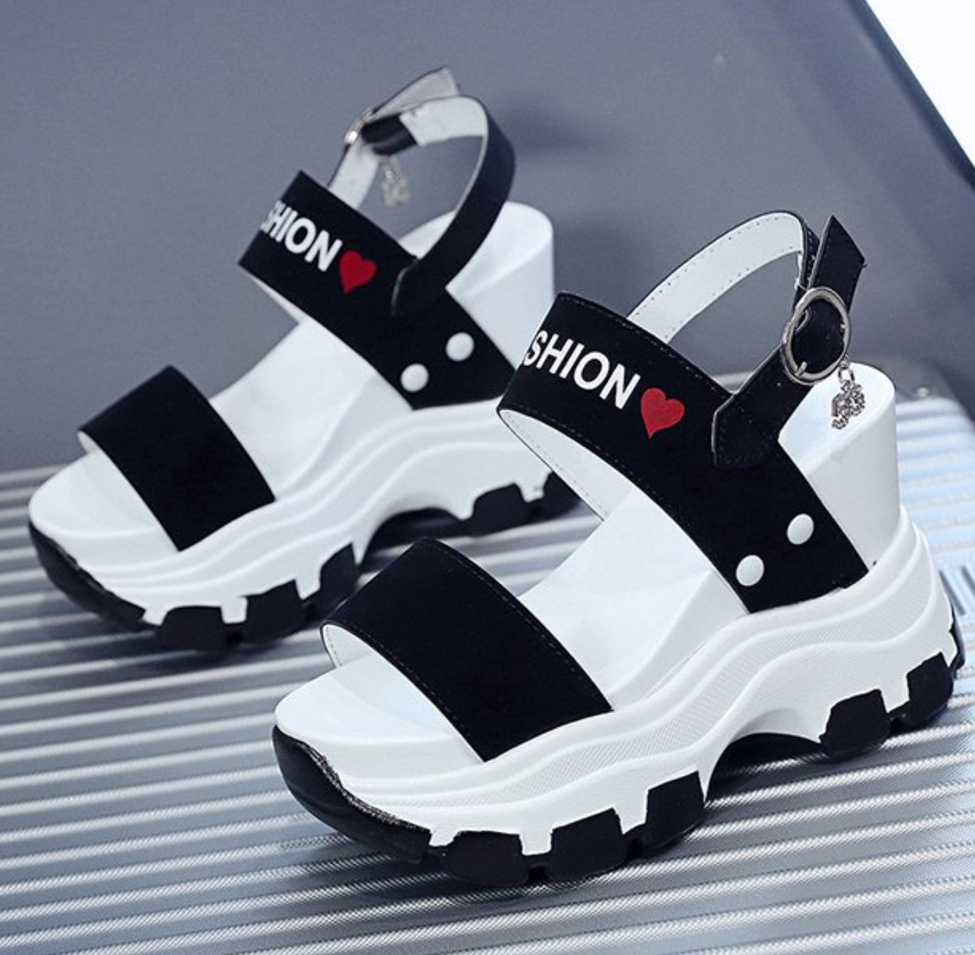 Modern Chunky Platform Red Sandals with Fashion Strap and Heart Motif
