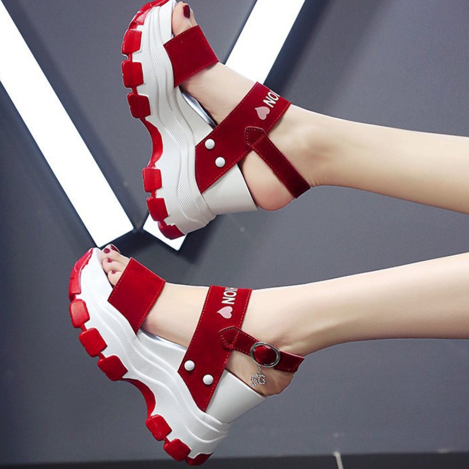 Modern Chunky Platform Red Sandals with Fashion Strap and Heart Motif