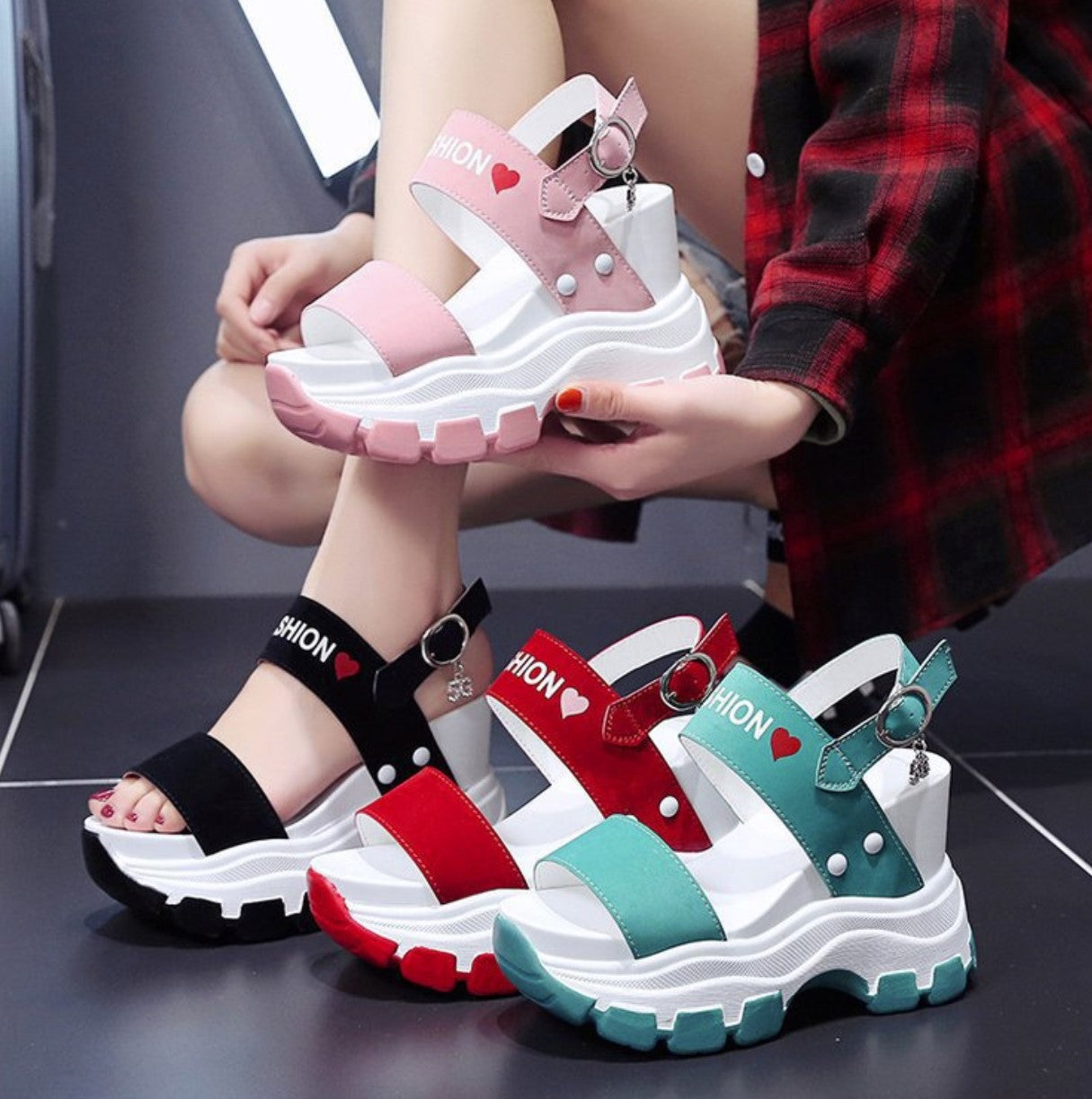Modern Chunky Platform Red Sandals with Fashion Strap and Heart Motif