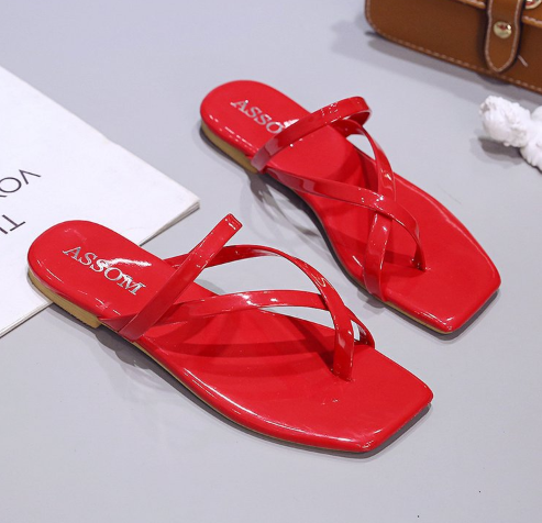 Elegant Patent Leather Thong Sandals with Minimalist Design S-33