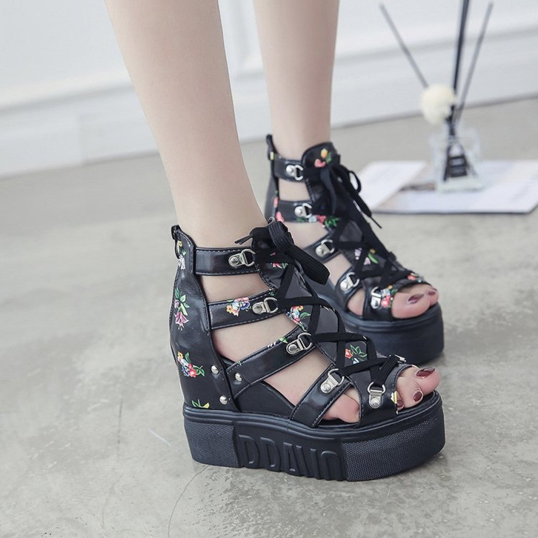 Floral Design High Heels Wedge Sandals S-97
