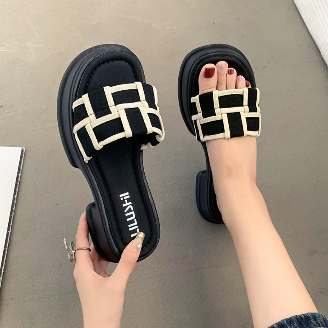 Korean Style Flip Flops Platform Slipper