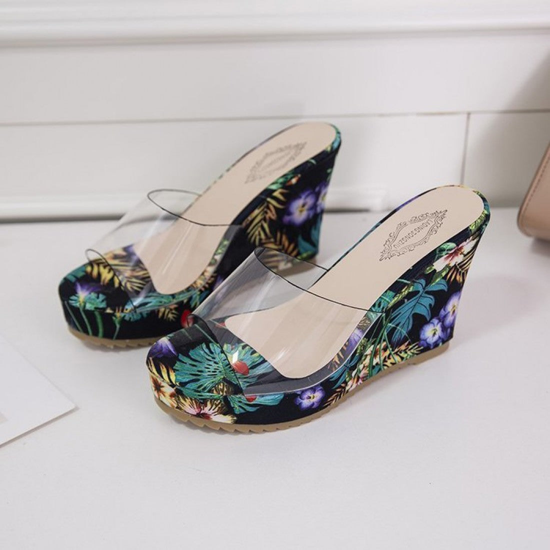 New Transparent Summer One-Line High Heeled Sandals S-112