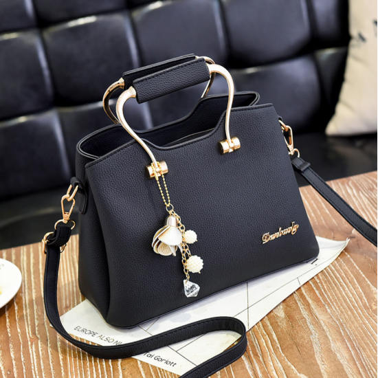 Plain Leather Red Shoulder Handbag