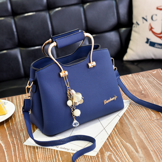 Plain Leather Red Shoulder Handbag