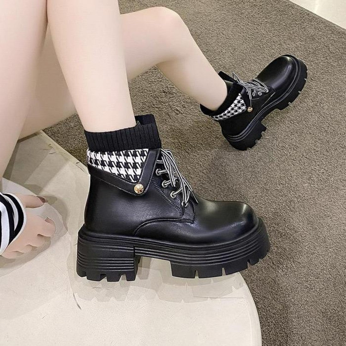 Women’s Chunky Ankle Boots with Houndstooth Knit S-173