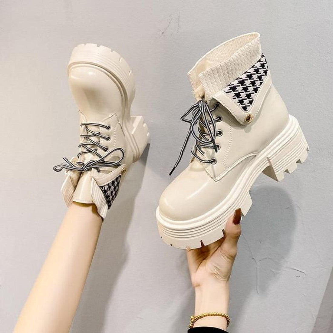 Women’s Chunky Ankle Boots with Houndstooth Knit S-173