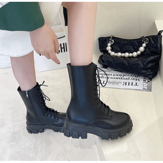 Women's Thick Bottom Lug Sole Lace-Up Boots